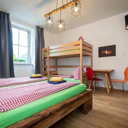 Freelife Guesthouse *