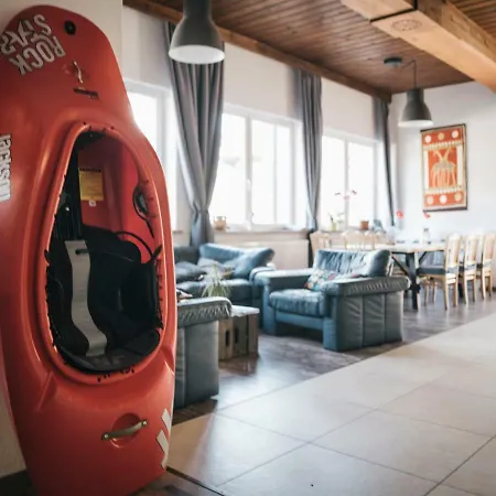 Freelife Guesthouse *