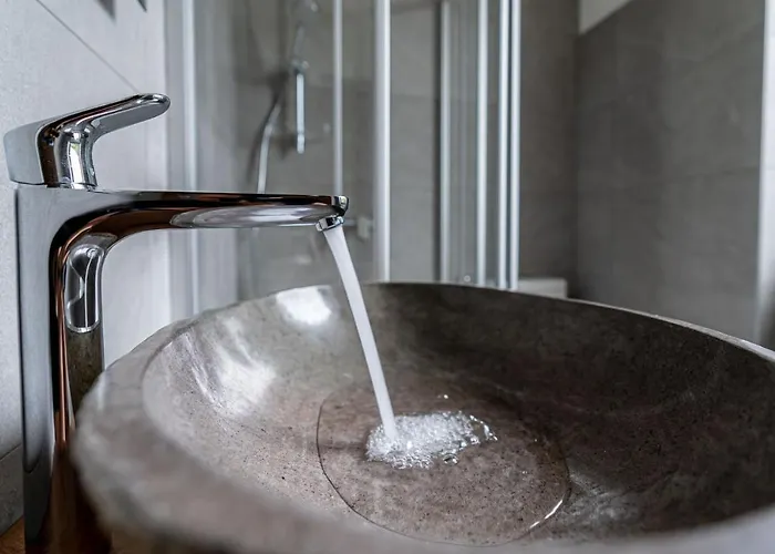 بيت شباب Freelife Grossreifling